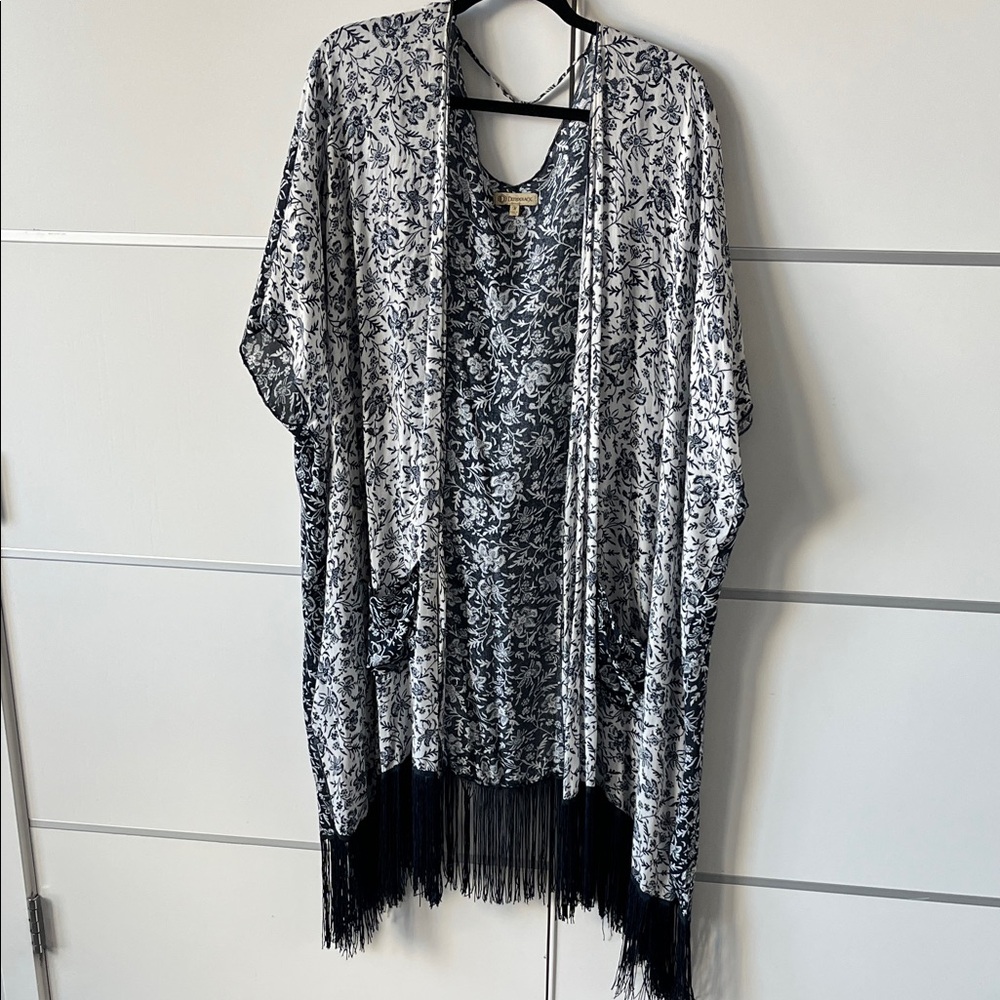 Democracy Oversized Floral Kimono